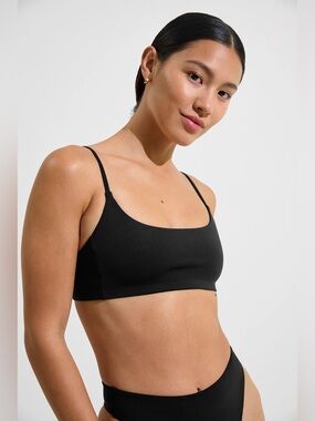 LEFT ON FRIDAY POOL DAY TOP BLACK 
SCOOP FRONT, MEDIUM COVERAGE, A-C CUP